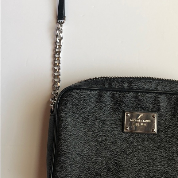 Michael Kors black Cross body - Picture 4 of 8